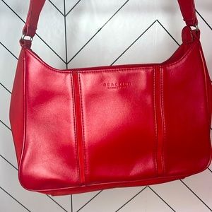 Red bag! | Shoulder bag!